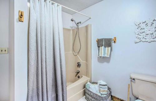 Pet-Friendly Gilford Home 3 Mi to Gunstock and Lake - Foto 27