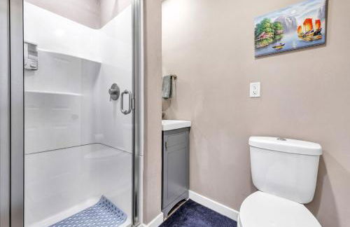 Lazy River Villa - Hottub! Fenced Yard! Fire Pit! - Foto 64