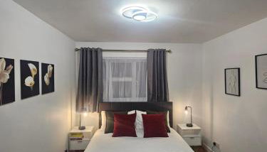 Bright & Modern Apartment, Central Location, Free Parking & Fast Wi Fi - Foto 5