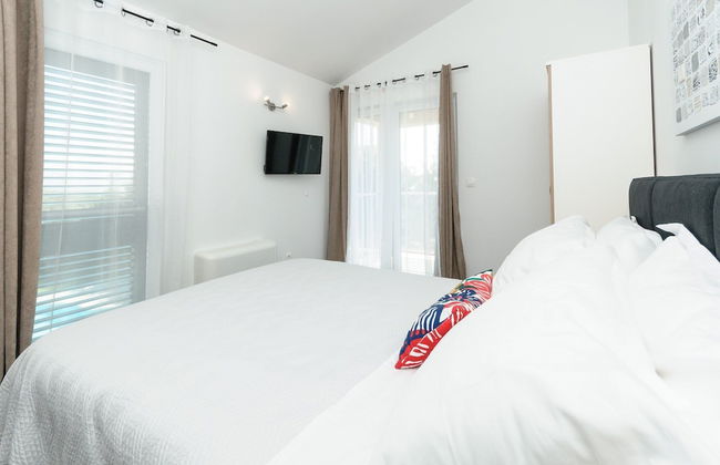 Luxury Villa With Heated Pool, Terrace, and Outdoor Amenities for Relaxation - Foto 9