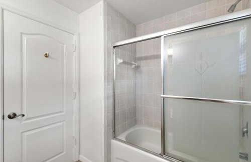 Beautifully-furnished Naples Home l Pool l Hot Tub - Foto 14