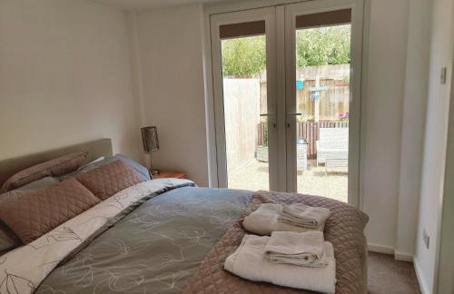 *Close to Beach* One Bedroom Suite with Parking - Photo 11
