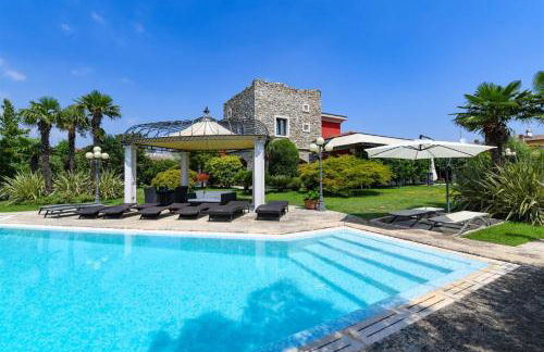 Private Luxury Villa with Pool - Foto 17