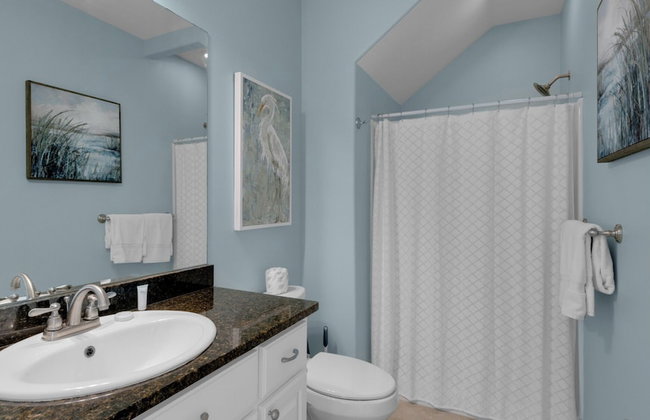Beach Cottage w/ Backyard Oasis - Quiet Neighborhood in BMB - Foto 19