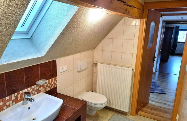 Spacious Holiday Home in Piechowice With Garden - Foto 25