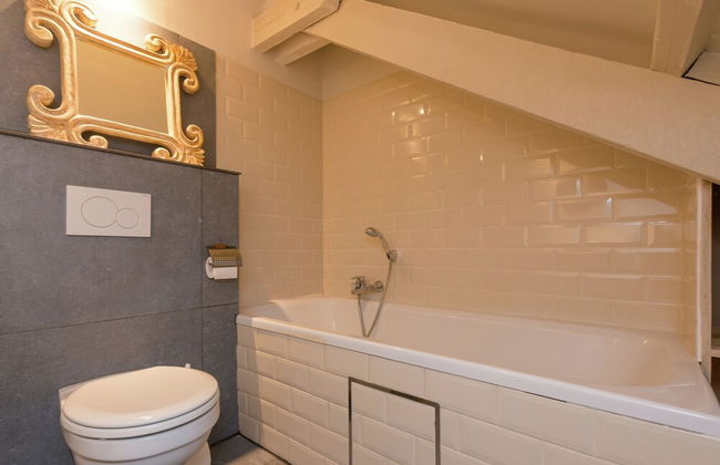 Beautiful Holiday Home in Redu With Whirlpool - Foto 17