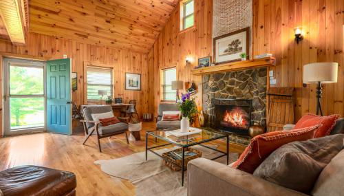 Pet Friendly NC Cabin with Views & Hot Tub - Foto 4