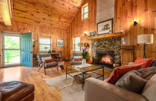 Pet Friendly NC Cabin with Views & Hot Tub - Foto 4