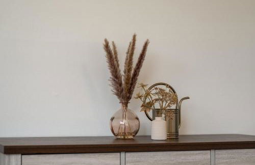 NEW Dragster Dream House - Game Room - Walk to the Speedway - Foto 24