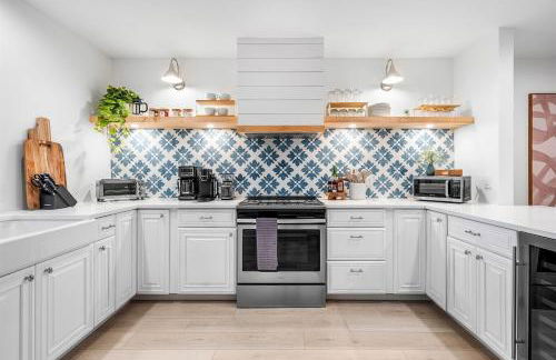 Family Oasis in Delray 4BR Private Pool - Photo 33