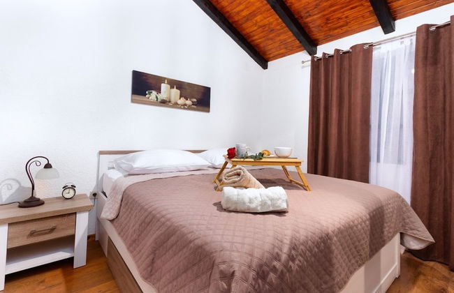 Vintage Winehouse Backov - Foto 3