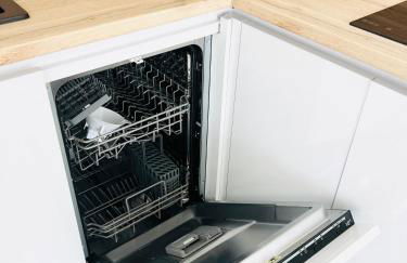 Golden Suite Plaza - Photo 25