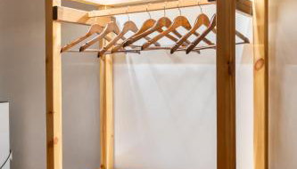 Billy's Stonehouse - Photo 5, wardrobe