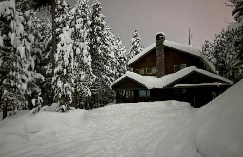 22 Mi to Yellowstone! Swiss Cabin in Macks Inn - Foto 4