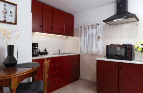 Andros Apartments with Free Parking - Foto 18