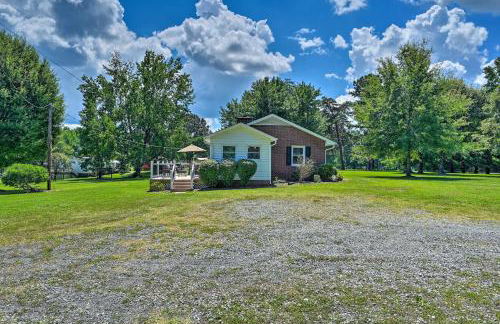 Charming Retreat on 5 Acres with Deck and Grill! - Photo 24