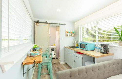 The Container Retreat @ 290 Wine Trail #1 Escape to Hye, TX - Foto 4