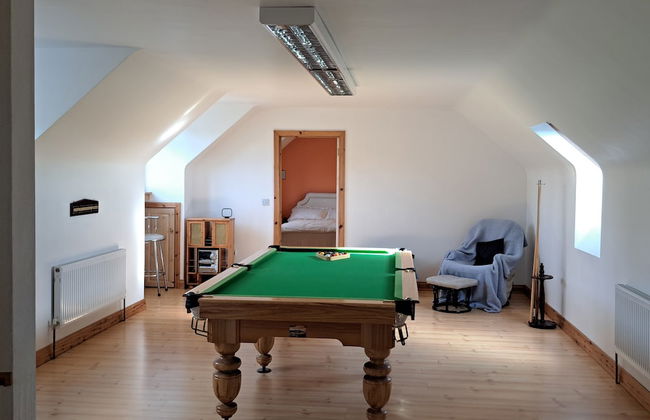 Spacious 6-bed House 10 Minutes From Knock Airport - Photo 26
