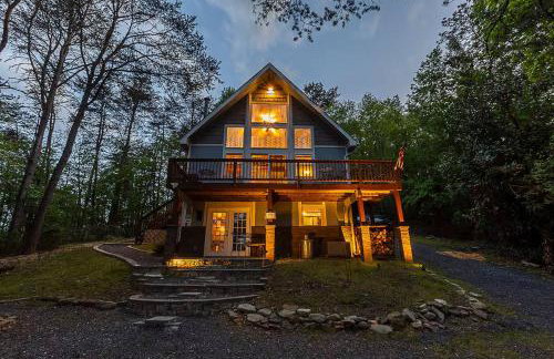 Bryce Chalet - Hot Tub, Game Room, Fire Pit, Pets - Foto 6