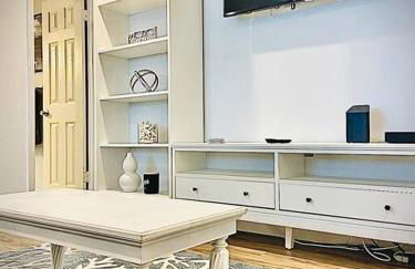 Secret Serenity! Roomy! Pool! 5 min from Beach! - Photo 17