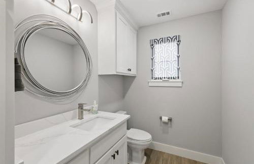 Luxury Living at its Finest 3BD Sleeps 6 - Foto 21