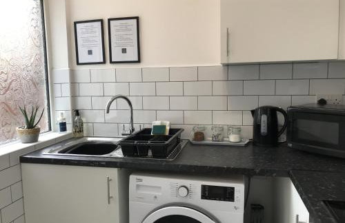 Bright Spacious 3-bed With Office & Patio, Preston - Foto 30