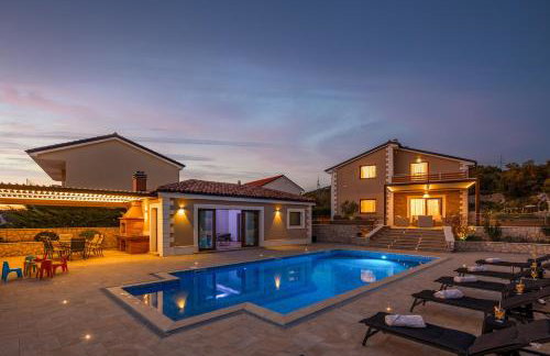 Villa Vilani Spa & Pool - Happy Rentals - Foto 1