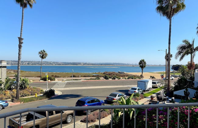 Panoramic View Bayfront Gem 3BR - Foto 40