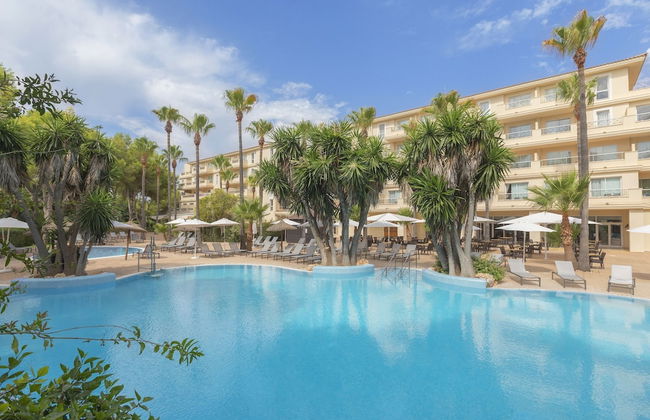 HM Mar Blau Aparthotel - Photo 1