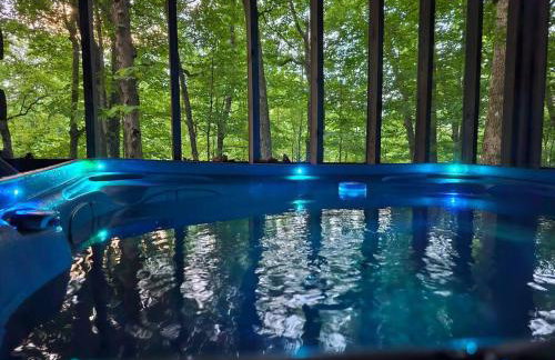 Spring Couples Getaway Hot Tub plus 500Mbps - Foto 42
