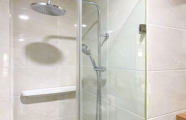 Good And Homey 1Br Apartment At Mustika Golf Residence - Foto 8