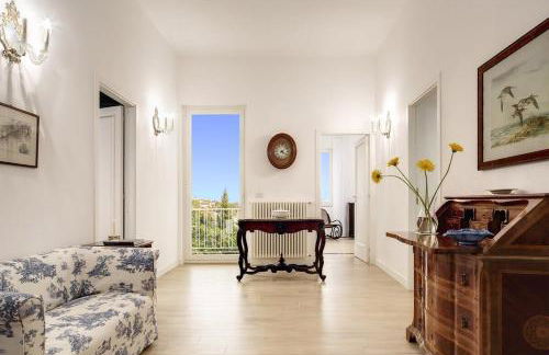 Casa Bianca in the Heart of the Town, Daily Housekeeping & Concierge - Foto 24