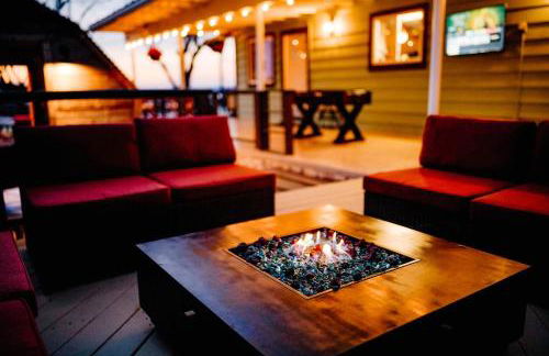 Hilltop Lakeview Hideaway- 2BR 2BATH with romantic sunsets - Foto 19