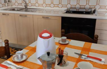 6 Kilometri dal Mare e dall'Aspromonte Motta San Giovanni Visita Canyon e Castello - Foto 10