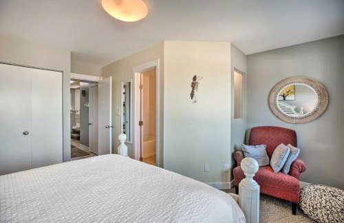 Lakefront Family Retreat with Grill Steps to Beach! - Foto 20