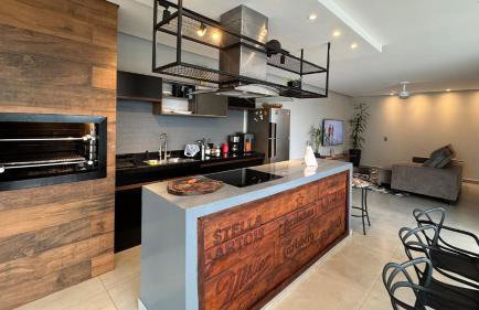 Casa em Foz do Iguaçu com piscina, churrasqueira e ar-condicionado em todos os cômodos - Foto 6