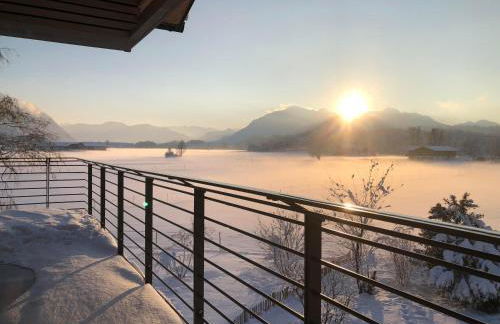 Berglinien am Chiemsee I Exklusive Ferienwohnung mit bis zu 3 Schlafzimmern 2 Bädern und Alpenblick - Photo 36
