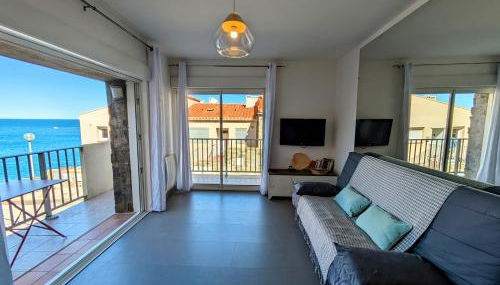 Appartement vue mer à 1 min à pied des plages avec parking privé - Foto 2, locker