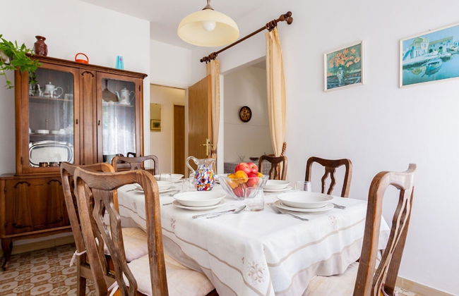 Spacious Holiday Home near Sea - Foto 19