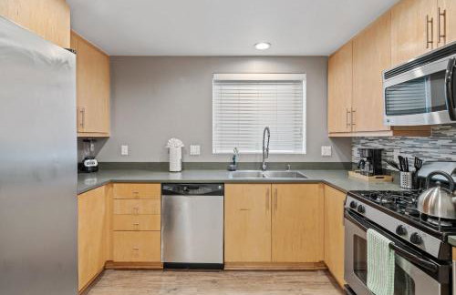 Venice Marina Water Front Luxury Condo - Photo 14