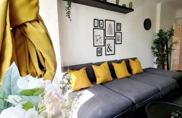 Spacious Apt for 9 in great location - Foto 6