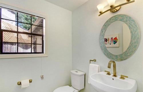 Sonoma Hideaway 3BD 2,5 BATH, Beautiful Patio and Garden - Foto 26