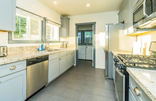 Newly Remodeled 3B2B House - Foto 15