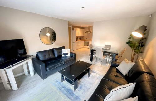 City Centre 2BR Apartment, Free Parking! - Foto 6