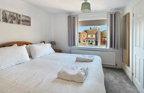 Amaya Nine Sleeps 7 Large 4 bed house - Bottesford - Foto 1