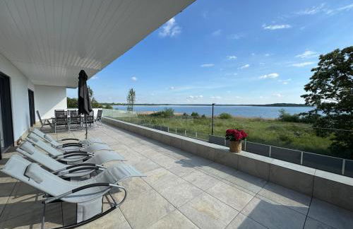 luxuriöse Villa Möwengeflüster - 220qm große Ferienwohnung für bis zu 8 Gästen mit Sauna direkt am Goitzschesee - Foto 14