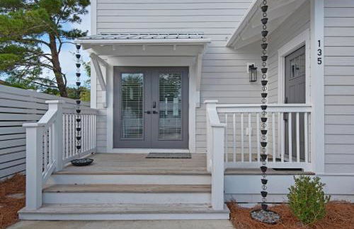 Golf Cart, 3 King Beds, Covered Rooftop Area, Half Mile to Beach! - Foto 10