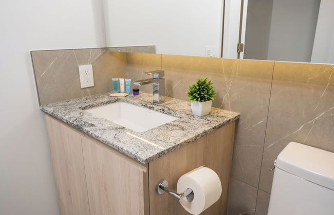 Silverstone Downtown Long-Term stay - Photo 38