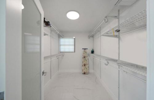 Dania Beach Unit 1 by PMI - Foto 15