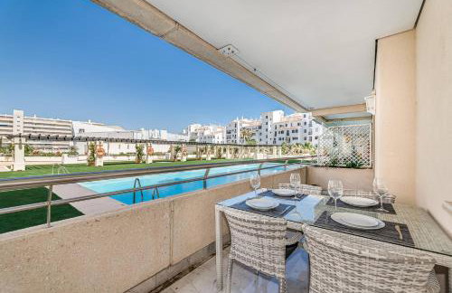 New and Modern Apartment in the heart of Puerto Banús - Foto 15